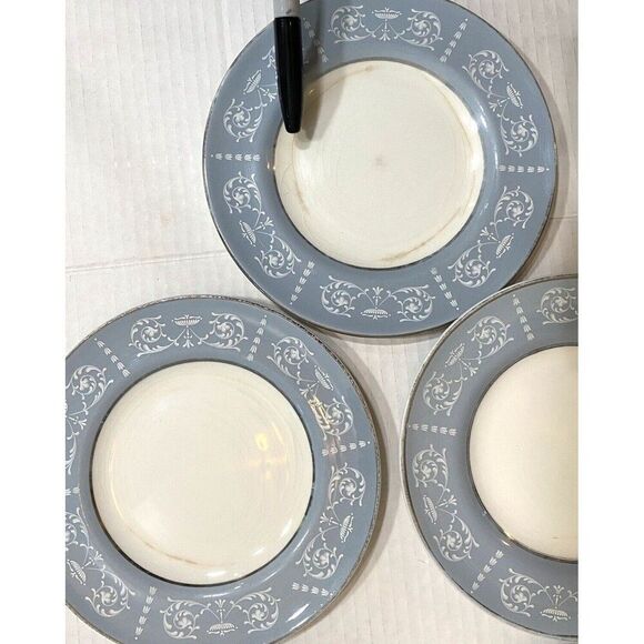 Arklow Belvedere Salad Plate Arkbel White scrolls Urns on blue/gray READ VTG - Picture 6 of 13